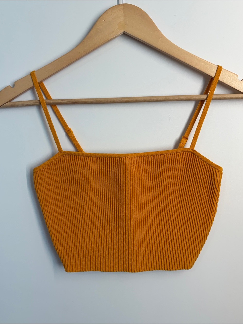 Babaton Sculpt Ribbed Orange/Yellow Cropped Cami
